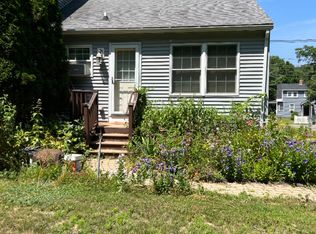 124 Turtle Pond Rd #B, Lee, NH 03861