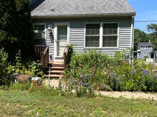 124 Turtle Pond Rd #B