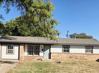 1612 68th St, Lubbock, TX 79412