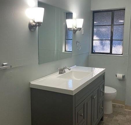4th image of 42 Marvin Ave #2