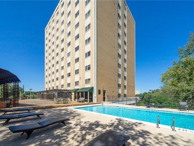 2285 Peachtree Rd NE UNIT 406, Atlanta, GA, 30309