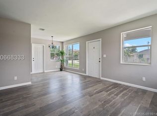 2305 Raleigh St, Hollywood, FL 33020