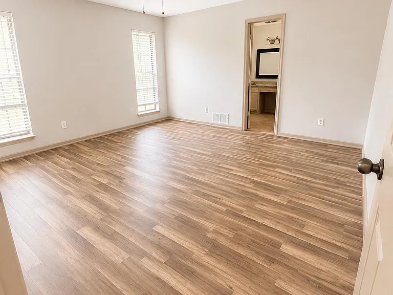 7806 Williams Ave — Photo 13