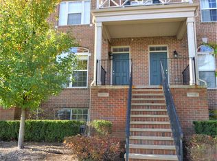 39649 Springwater Dr, Northville, MI 48168