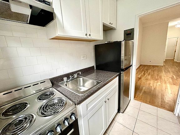 5th image of 76 Irving Pl #4L