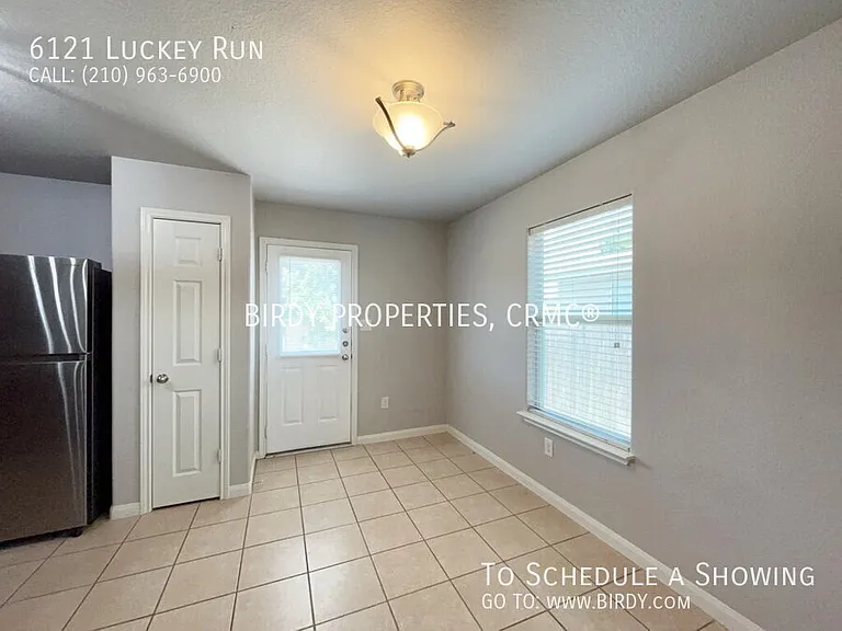 6121 Luckey Run — Photo 11