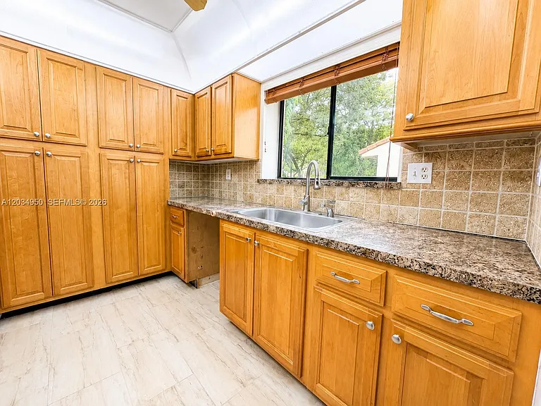 9606 SW 1st Ct #16 — Photo 5