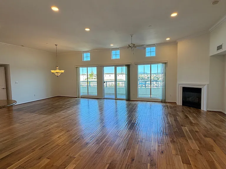 Tradewinds Dr — Photo 11