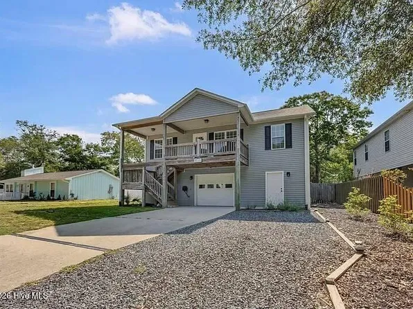 108 NW 16th St, Oak Island, NC 28465