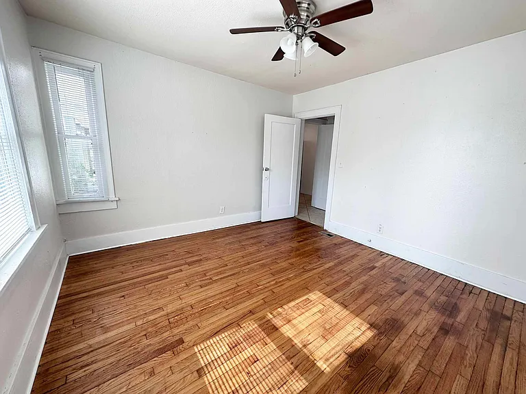 2305 NW 15th St #B — Photo 12