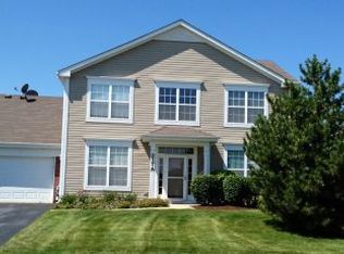 217 Belle Vue Ln #A, Sugar Grove, IL 60554