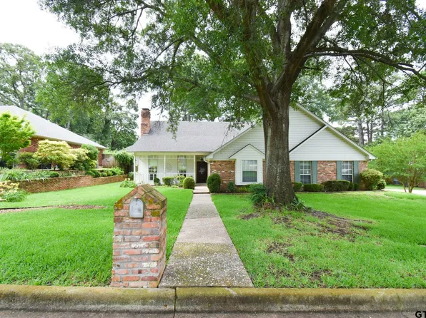 716 Kingswood Dr, Tyler, TX 75703