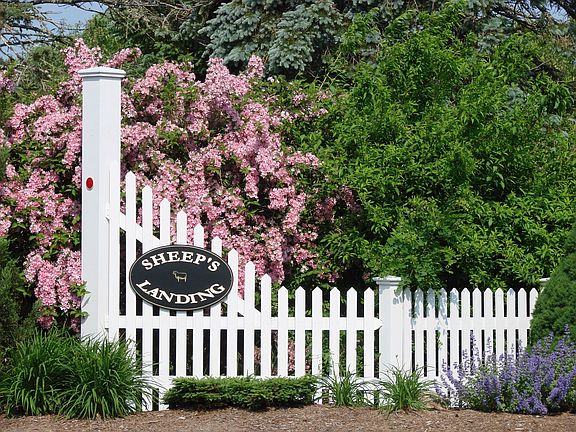 Neighborhood entrance