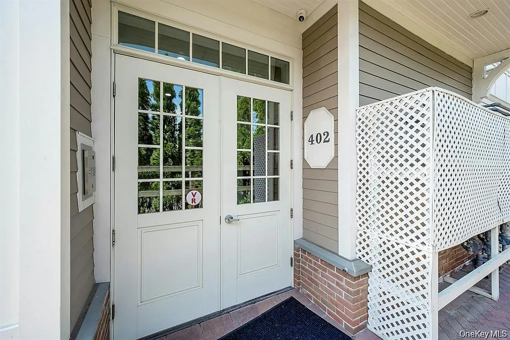 1 bed, 1.5 bath, 1000 sqft, $4,200 — Photo 1