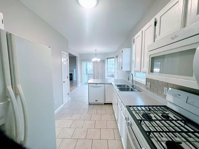 73 Odonnell Ave — Photo 13