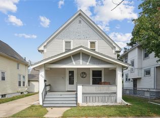 726 G Ave NW, Cedar Rapids, IA 52405