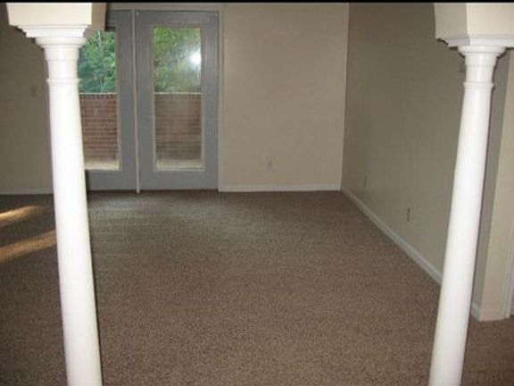 4th image of 961 Golfview Dr APT 104