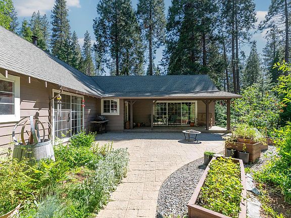 4th image of 2397 Cedar Ln