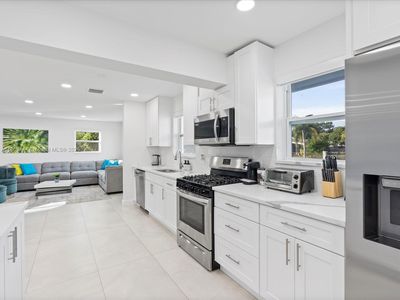 711 N 66th Ave, Hollywood, FL, 33024