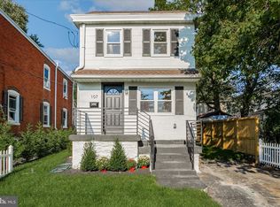 107 W County Line Rd, Ardmore, PA 19003