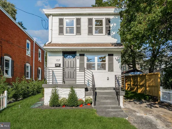 107 W County Line Rd, Ardmore, PA 19003