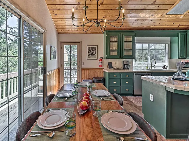 360 Cedarbrook Dr — Photo 5