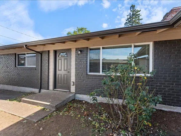 7232-7234 SE Insley St, Portland, OR