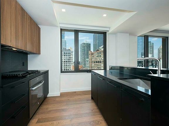 4th image of 411 W 35th St #9W