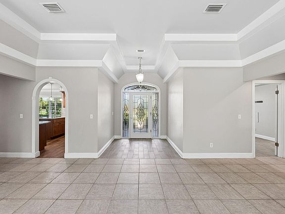 3rd image of 189 Marlin Cir
