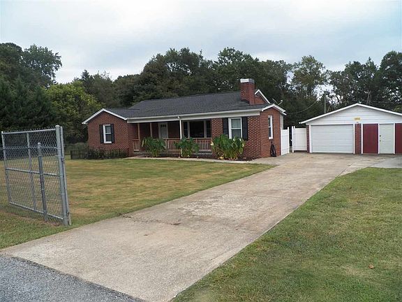 2nd image of 180 Thelma Dr