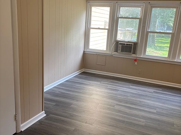 Back bedroom