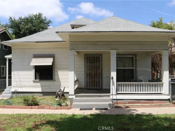 1203 N Summit Ave, Pasadena, CA 91103