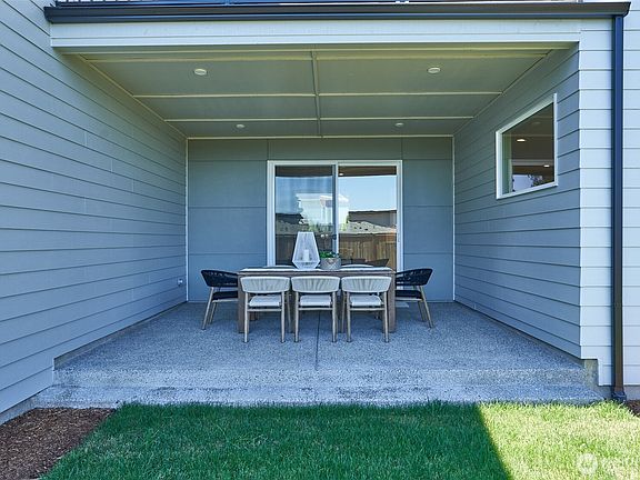 3rd image of 14215 179th Street E #23