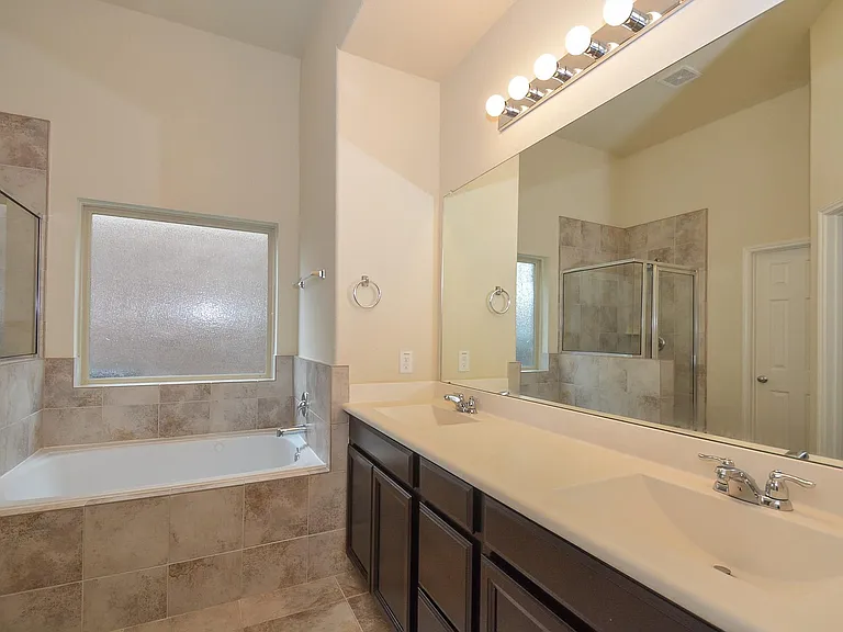 20215 Stonebridge Terrace Dr — Photo 15
