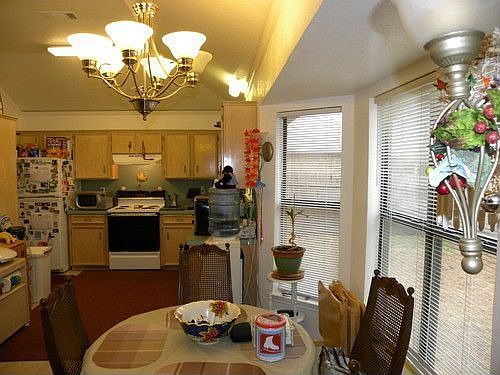 5th image of 4006 Carolyn Dr