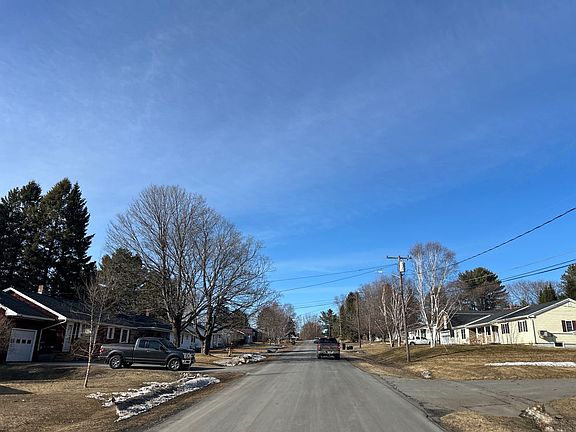 5th image of 57 Hardy St