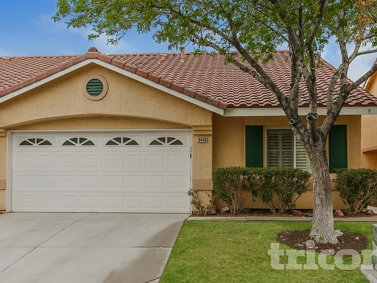 6440 Sundown Heights Ave — Photo 1