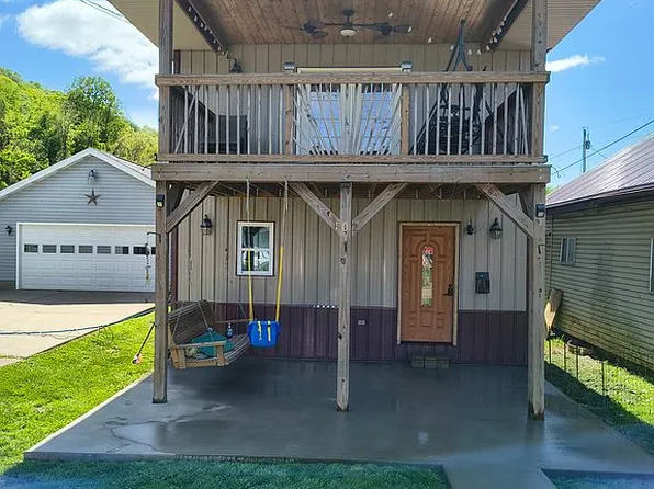 102 E Jackson St, Paden City, WV 26159