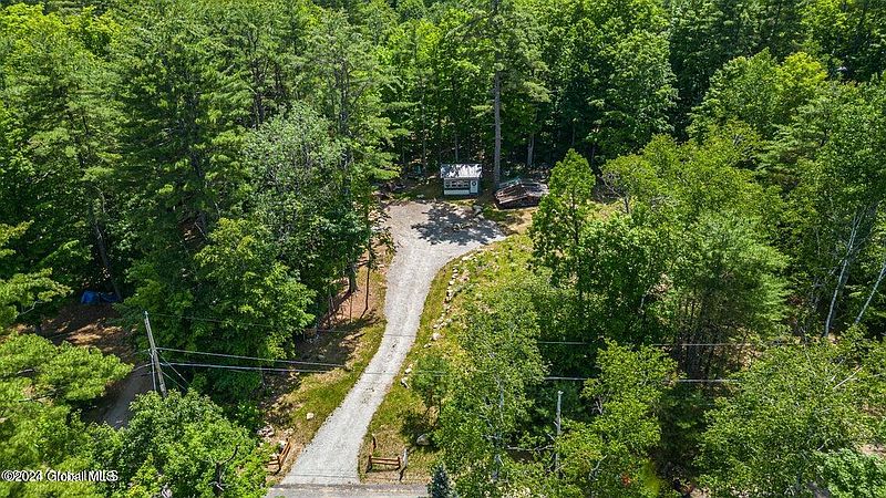 3rd image of 25 Berry Hill Way