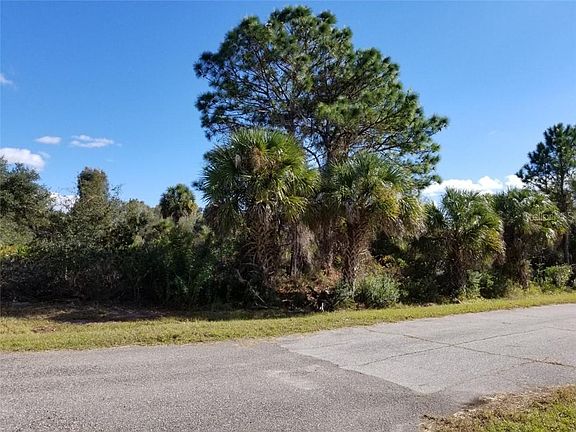 5th image of 2278 Le Jeune Dr