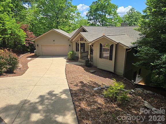 2nd image of 128 Sullivan Ln