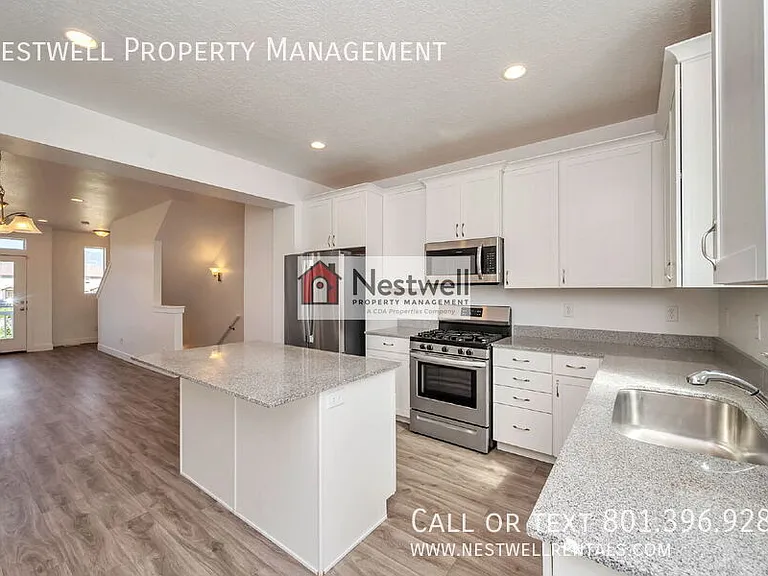 7952 S 5440 W — Photo 6