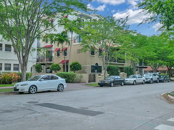 5th image of 838 Salzedo St APT 203
