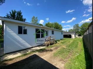 5679 Clark St, Peck, MI 48466