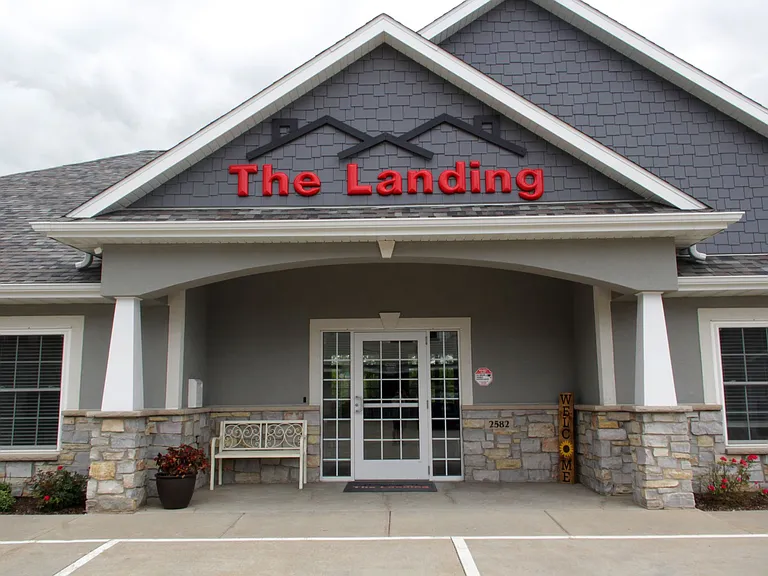 The Landing of Clinton — Photo 22