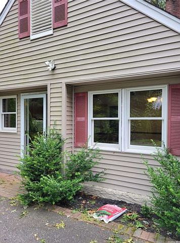 1st image of 7 White Birch Cir