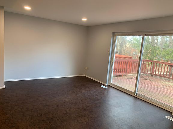 Living Room & Deck