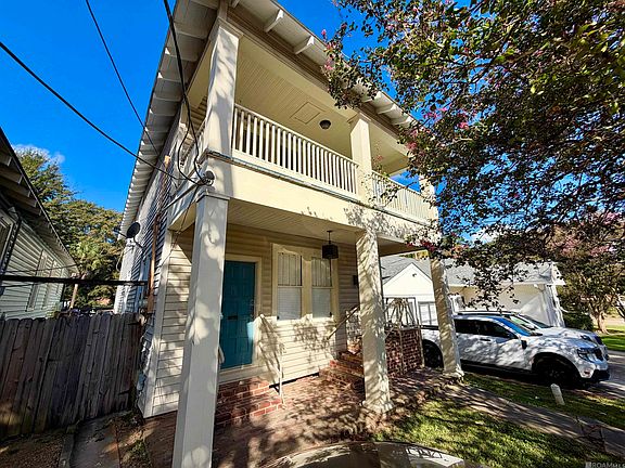2nd image of 120 Maximillian St