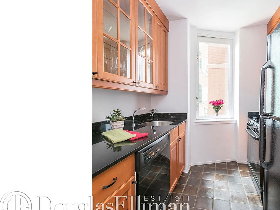 1st image of 235 E 40th St APT 12A