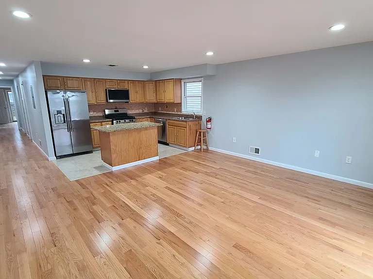5206 Cottage Ave #1 — Photo 2